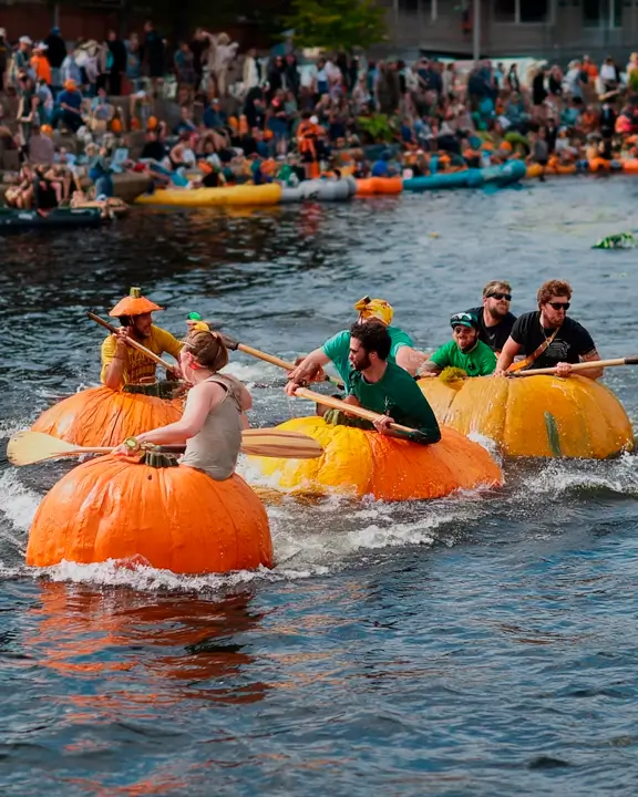 Pumpkin Boat Regatta