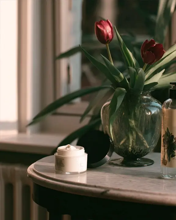 cosmetic tulip made cream